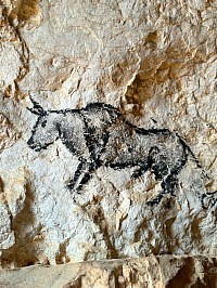 Zeichnung in einer geheimnisvollen Höhle